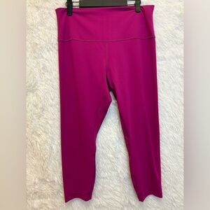 Lululemon Fuchsia High Rise Cropped Leggings | Size 14 | Athletic Capri Pants🩷